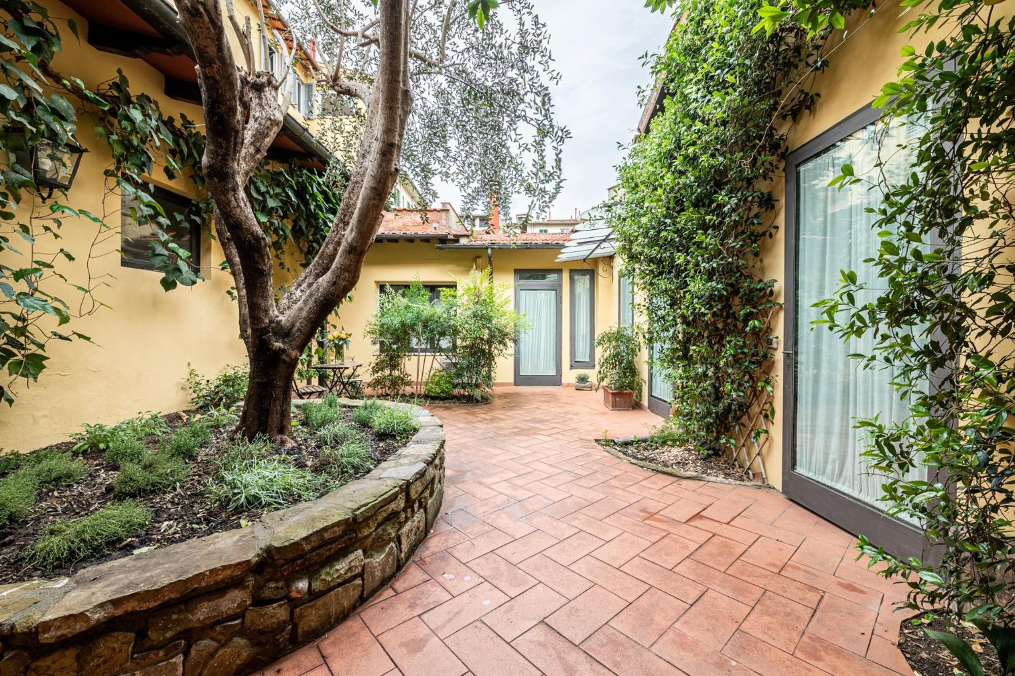 דירות פירנצה Cortile Santa Monaca מראה חיצוני תמונה